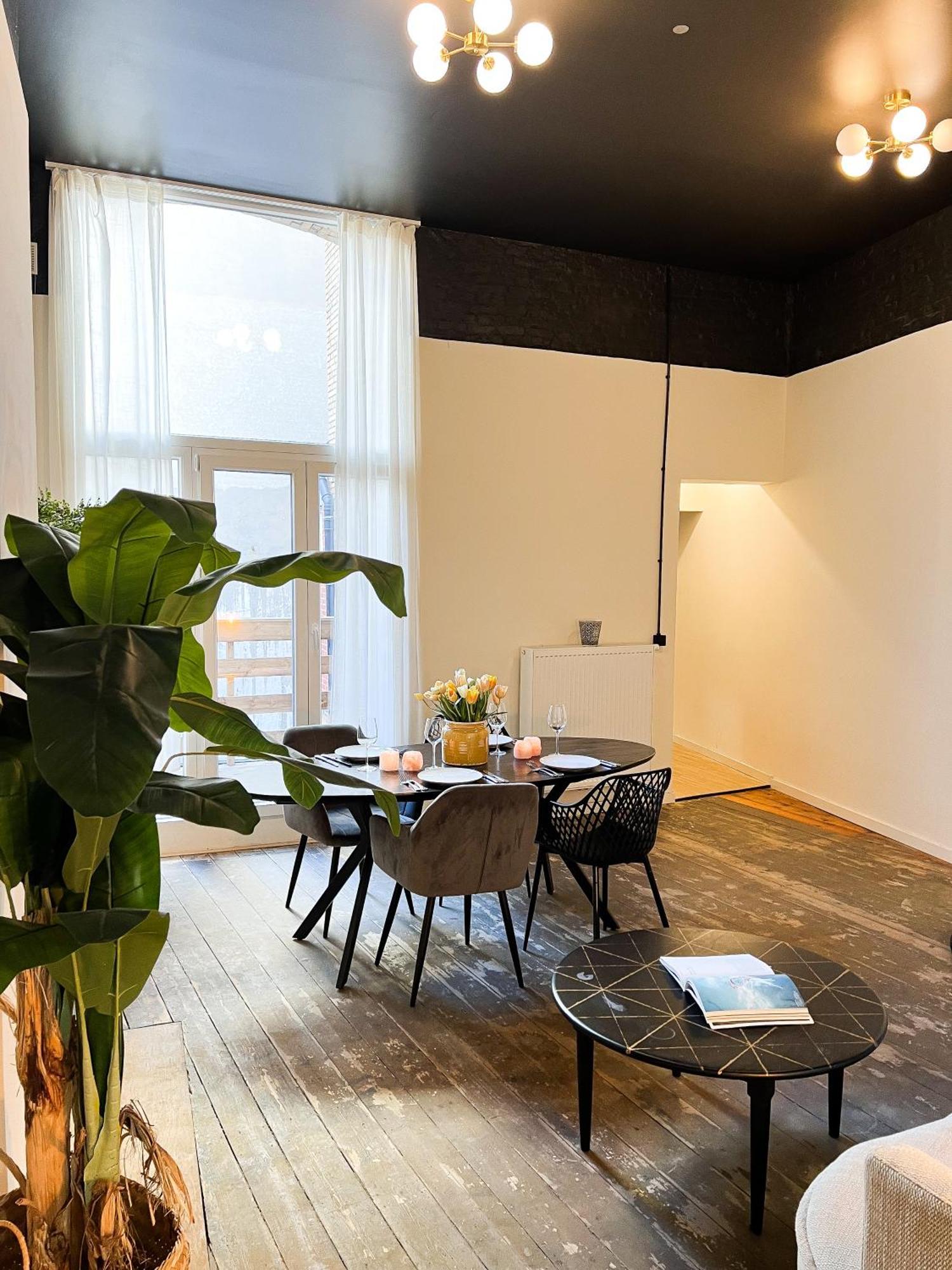 San Home'S Antwerpen Bagian luar foto