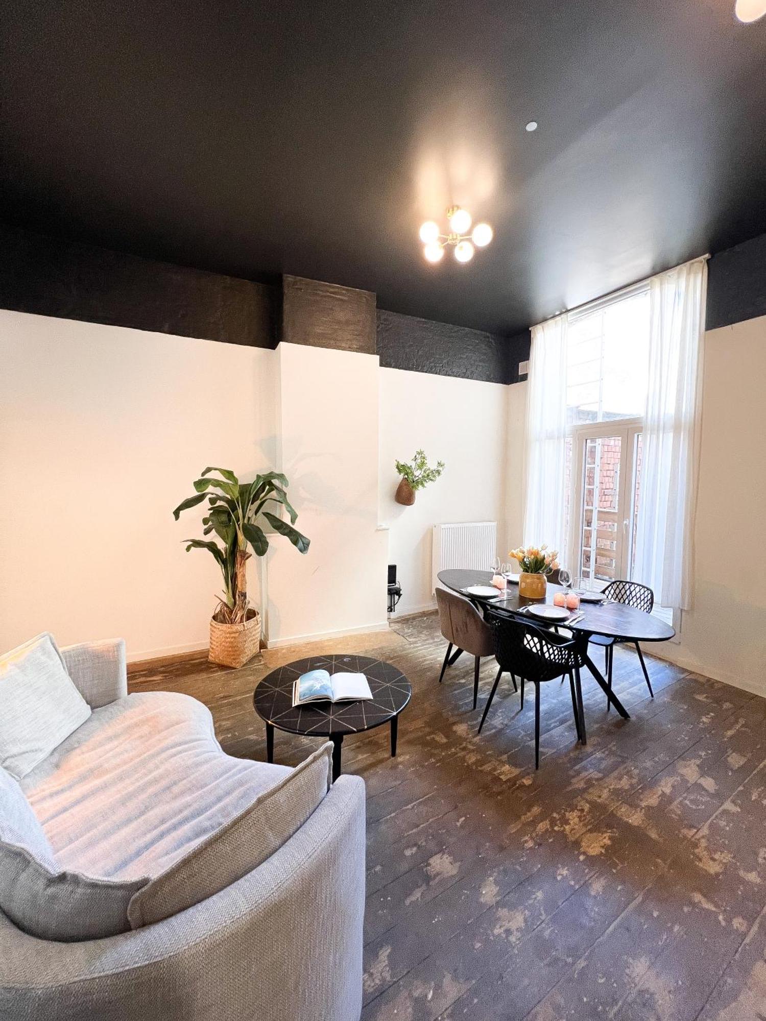San Home'S Antwerpen Bagian luar foto